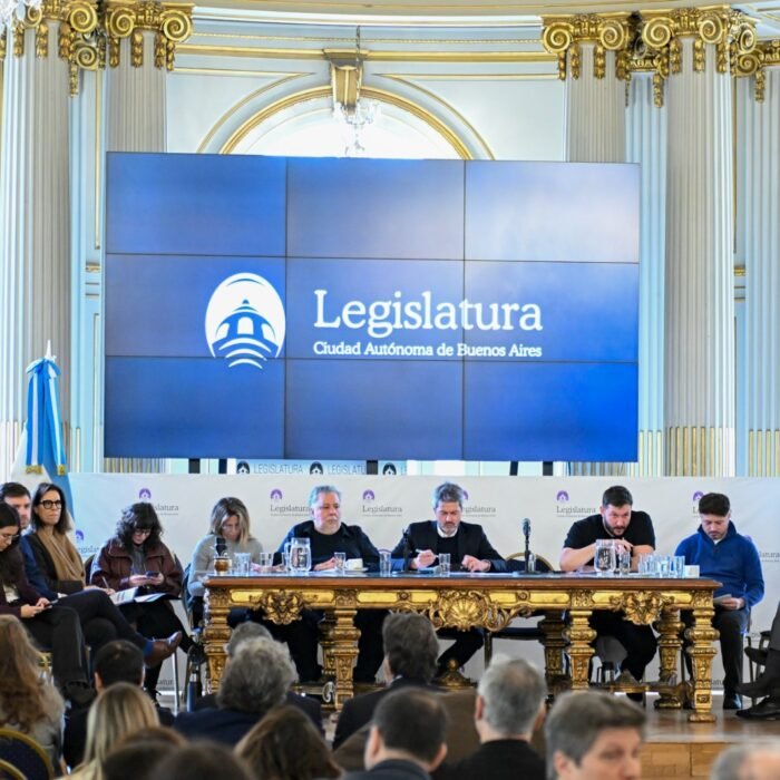 AUDIENCIA PÚBLICA PARA RENOVAR EL ENTE REGULADOR DE LA CIUDAD