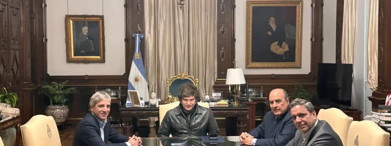 milei-caputo-y-catalan